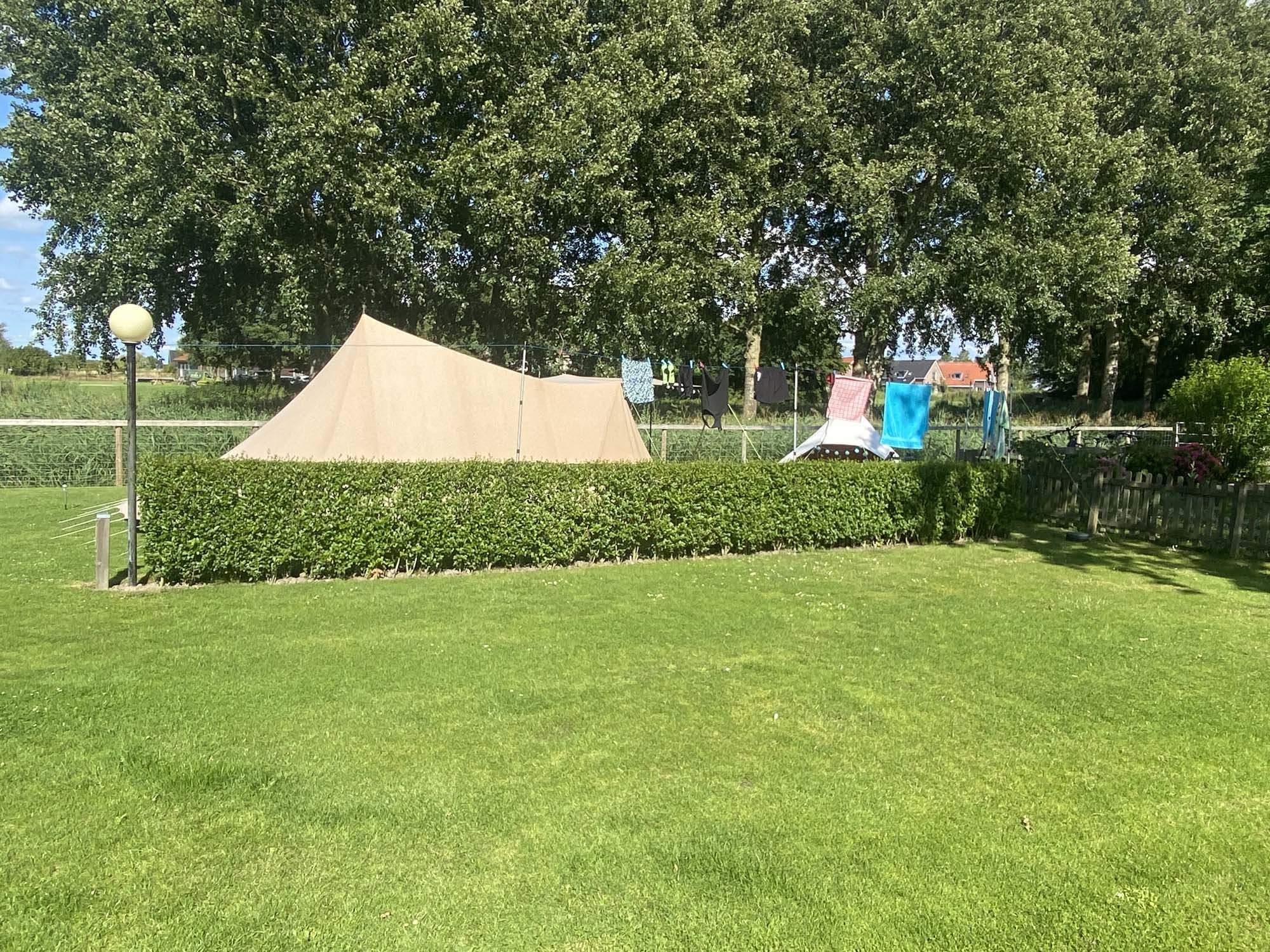 Tentveld 2